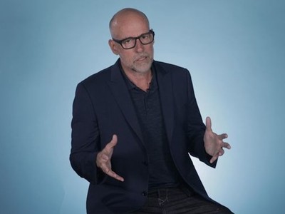 Ông Scott Galloway.