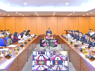 Toàn cảnh cuộc họp trực tuyến.Ảnh:VGP/Huy Thắng.