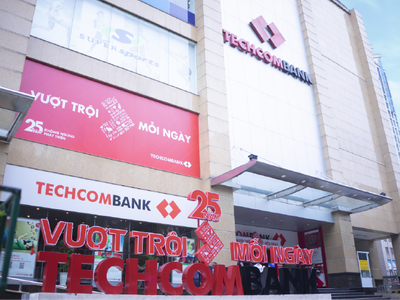 9 tháng đầu năm, Techcombank (TCB) đạt 7.774 tỷ đổng lợi nhuận trước thuế