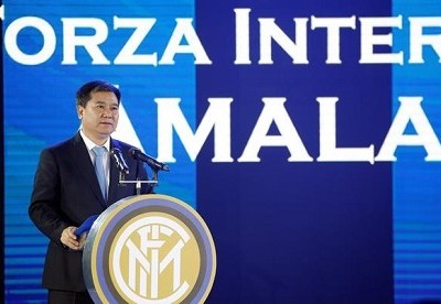 Zhang Jindong, Chủ tịch hãng bán lẻ đồ điện tử Suning Holdings Group. Ảnh: Reuters.