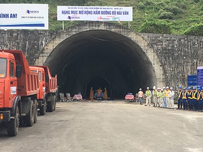 Ngoài hầm Hải Vân1, chủ đầu tư đang đầu tư mở rộng hầm Hải Vân 2. 