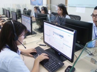 Trung tâm điều hành hệ thống công nghệ thông tin của BHXH Việt Nam .