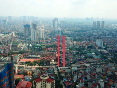 Dự án đường Đầm Hồng - Giáp Bát chạy qua đường Giải Phóng nối với đường Kim Đồng, nơi dự kiến làm hầm chui đến nay chưa được giải phóng mặt bằng. Ảnh: Phạm Hùng.