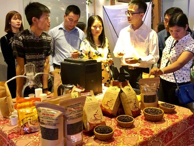 Giá trị xuất khẩu cà phê đã lấy lại sự tăng trưởng nhẹ sau thời gian dài đi xuống - Ảnh: VGP/Đỗ Hương.