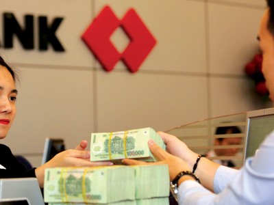 Lãi suất liên ngân hàng tăng mạnh, thanh khoản có quá căng? 