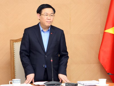 Phó Thủ tướng Vương Đình Huệ chủ trì cuộc họp. Ảnh: VGP/Thành Chung.