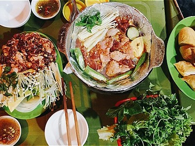 Ba phố ăn đêm có tiếng ở Hà Nội