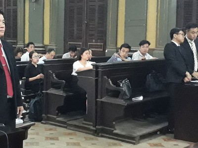 Đấu lý ngoài tòa án của Vinasun và Grab 