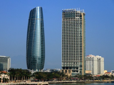 Ban chỉ đạo xây dựng chính quyền điện tử và thành phố thông minh Đà Nẵng được thành lập trên cơ sở hợp nhất Ban Chỉ đạo Ứng dụng và phát triển Công nghệ thông tin và Ban chỉ đạo thành phố thông minh hơn.