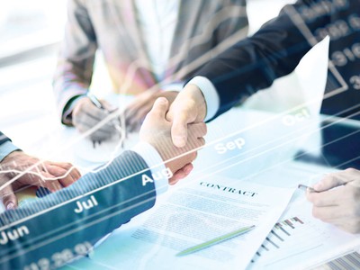 Mua bán - sáp nhập dồn dập cuối năm