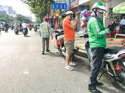 Lái xe công nghệ hiện nay đang phải đóng thuế dù thu nhập bấp bênh.