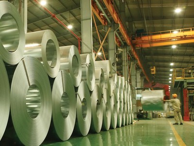 Nợ vay và áp lực cạnh tranh: Tập đoàn Hoa Sen (HSG) rơi đến bao giờ?