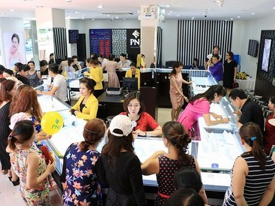 Khám sức khỏe  “cổ phiếu vàng” PNJ 