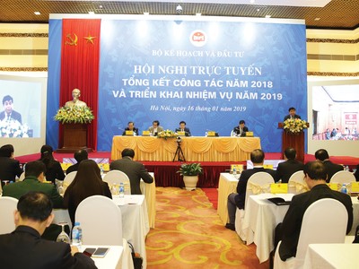 Đưa nền kinh tế bứt phá đi lên