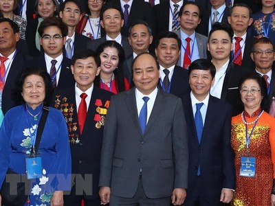 Thủ tướng Nguyễn Xuân Phúc và các đại biểu. (Ảnh: Thống Nhất/TTXVN).