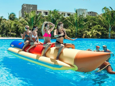 Bãi Dài - Cam Ranh đang thu hút mạnh mẽ những dự án quy mô lớn. Tiêu biểu là dự án Cam Ranh Riviera Beach Resort & Spa chính thức hoạt động từ năm 2015.