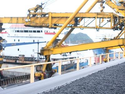 Ngành than “ngồi trên lửa” chờ cơ chế giá 