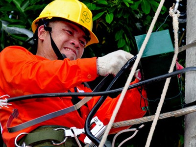 Vì sao hóa đơn tiền điện nhảy vọt?