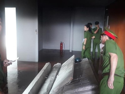 Hiện trường vụ cháy tại khách sạn Mường Thanh Luxury - Ảnh: Thái Thịnh.