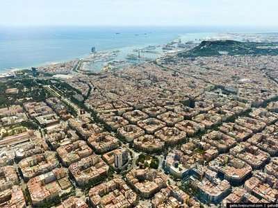 Vẻ đẹp lạ của kiến trúc Địa Trung Hải khi nhìn từ trên cao!