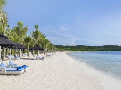Những resort 5-6 sao đẳng cấp đang hút khách hạng sang đến Nam đảo Ngọc.