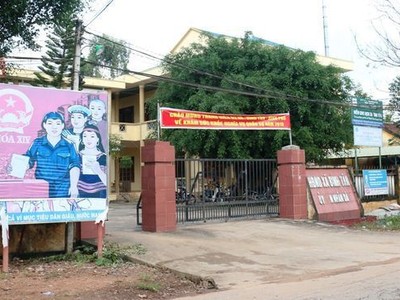 UBND xã Bình Tân, nơi từng xảy ra hàng loạt sai phạm về quản lý tài chính.