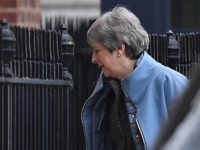 Thủ tướng Anh Theresa May chính thức rời vị trí lãnh đạo đảng Bảo thủ. Ảnh: Reuters.