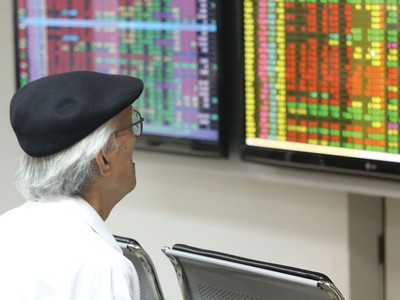 Cắt nghĩa trạng thái “xanh, đỏ” của VN-Index