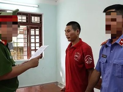 Đối tượng Nguyễn Văn Sửu (một trong ba đối tượng) tại cơ quan điều tra.