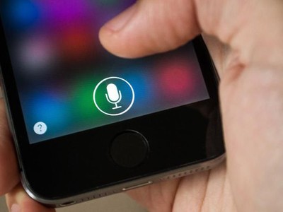 Trợ lý ảo Siri có thể thu âm nhiều cuộc hội thoại của người dùng mà họ không biết và các nội dung được phân tích bởi con người, thay vì bằng máy móc.