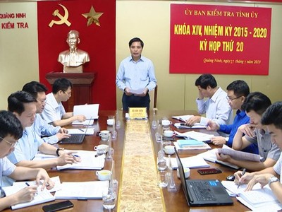 Ông Vũ Văn Diện, Chủ nhiệm Ủy ban Kiểm tra Tỉnh ủy Quảng Ninh, chủ trì Kỳ họp thứ 20 Ủy ban Kiểm tra Tỉnh ủy. (Nguồn: baoquangninh.com.vn).