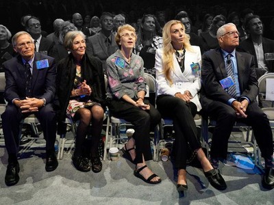 Gia tộc Waltons, gia tộc giàu có nhất thế giới tại thời điểm hiện tại.