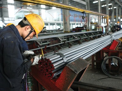 Doanh nghiệp thép lo mất thị phần