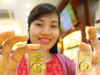 Mức giá 42-43 triệu đồng/lượng của vàng dự báo sẽ còn duy trì trong thời gian tới.