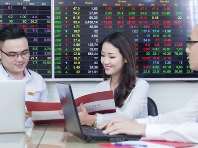 Đua với khối ngoại: Công ty chứng khoán nội nâng tầm