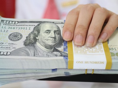 Từ 31/9/2019, các tổ chức tín dụng, chi nhánh ngân hàng nước ngoài sẽ dừng cho vay ngoại tệ trung và dài hạn để thanh toán ra nước ngoài.