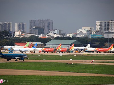 Dù còn gần 5 tháng nữa mới tới thời điểm Tết Canh Tý 2020 những các hãng bay Việt Nam đã sớm mở bán vé máy bay dịp này để giành thị phần mùa cao điểm. Ảnh: Quỳnh Danh.