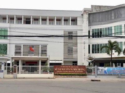 Cảnh cáo Giám đốc Sở Tài nguyên và Môi trường tỉnh An Giang
