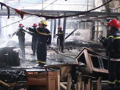 Cháy nhà xưởng Việt Mỹ: Bảo hiểm Bảo Long vướng kiện 