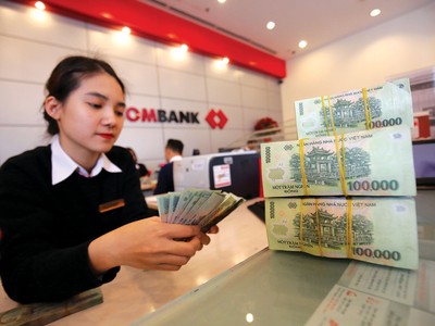 Techcombank có kết quả kinh doanh rất tốt, nhưng thị giá cổ phiếu lại giảm mạnh.