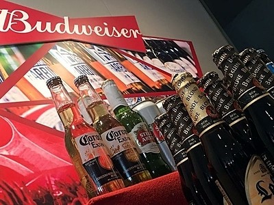 Các thương hiệu của Budweiser Brewing Company APAC. Ảnh: Reuters.
