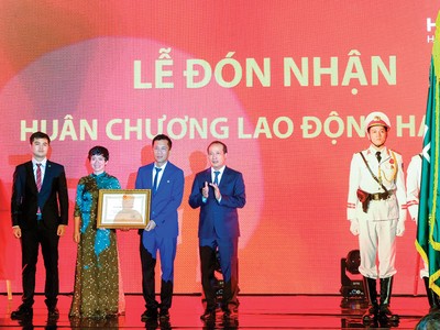 Nhà máy Bia Hà Nội - Mê Linh: Một thập kỷ không ngừng đổi mới