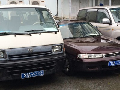 Vì giá quá rẻ, nên xe công thanh lý vẫn có sức hấp dẫn với nhiều người đang khao khát được sở hữu ô tô.