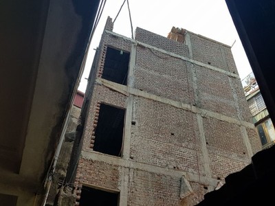 Công trình số 27A Đê La Thành, phường Ô Chợ Dừa.