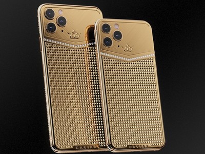 Sau khi được thiết kế lại mặt lưng, cụm camera của iPhone 11 Pro trông ấn tượng hơn nhiều. Ảnh: Caviar.