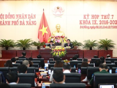 Hội đồng nhân dân TP Đà Nẵng đã có Nghị quyết quy định về chính sách hỗ trợ, khuyến khích cán bộ xin thôi làm nhiệm vụ và công chức viên chức lãnh đạo, quản lý tự nguyện thôi việc để bố trí cán bộ từ năm 2018.