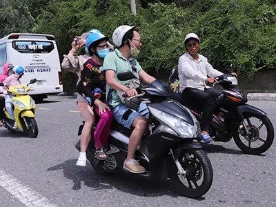 Xe tay ga sẽ không được lưu thông tại nhiều tuyến đường trên bán đảo Sơn Trà. Ảnh: Nguyễn Đông.