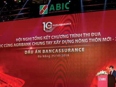 Ông Đinh Việt Đông, Chủ tịch Hội đồng quản trị ABIC phát biểu khai mạc hội nghị.