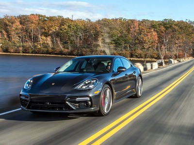 Mẫu Porsche Panamera .