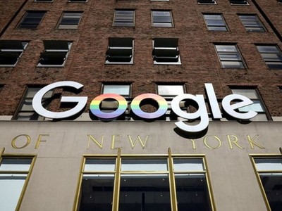 Logo Google được gắn bên ngoài các văn phòng công ty ở New York, Hoa Kỳ. (Nguồn: Reuters)